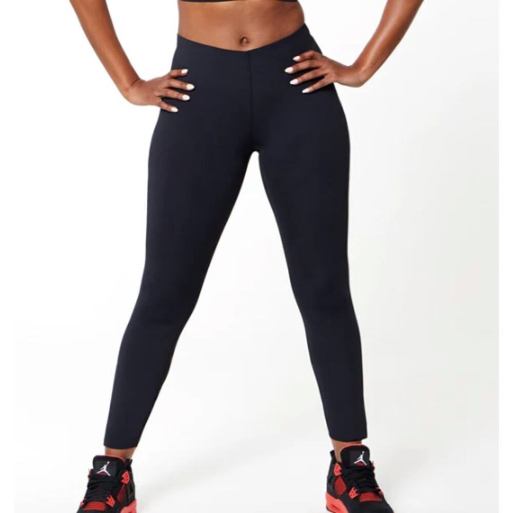 Good American Bonded Waist Compression Black Leggings Size 3 Large